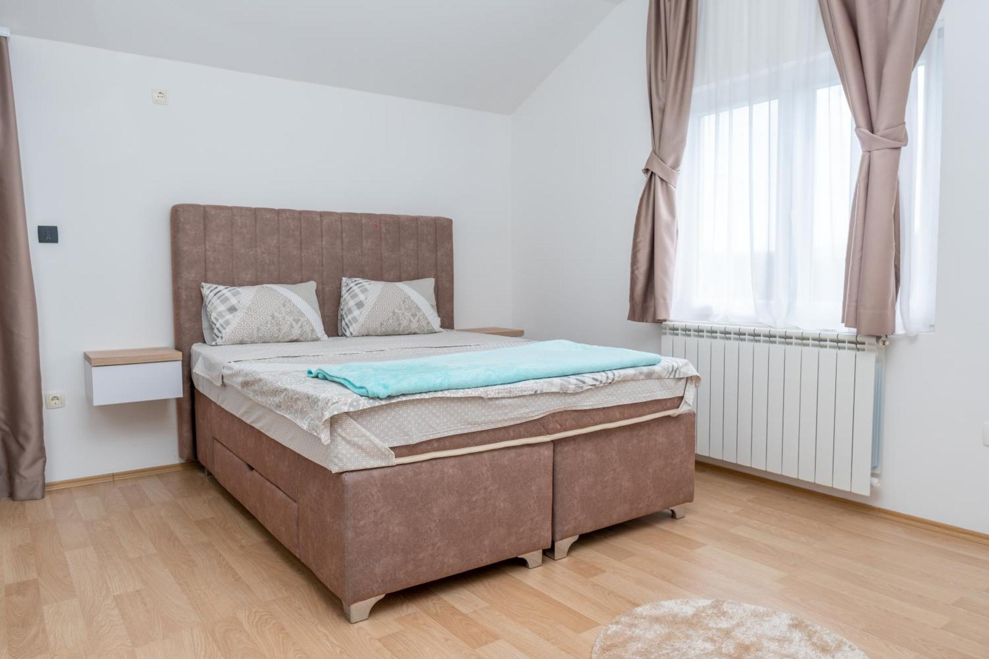 Hotel Royal Garden Nikšić Δωμάτιο φωτογραφία