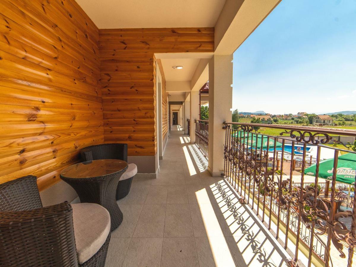 Hotel Royal Garden Nikšić Εξωτερικό φωτογραφία