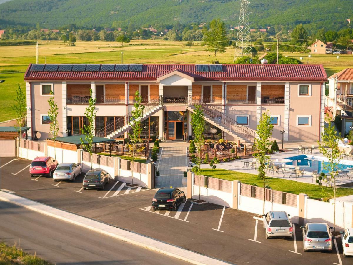 Hotel Royal Garden Nikšić Εξωτερικό φωτογραφία