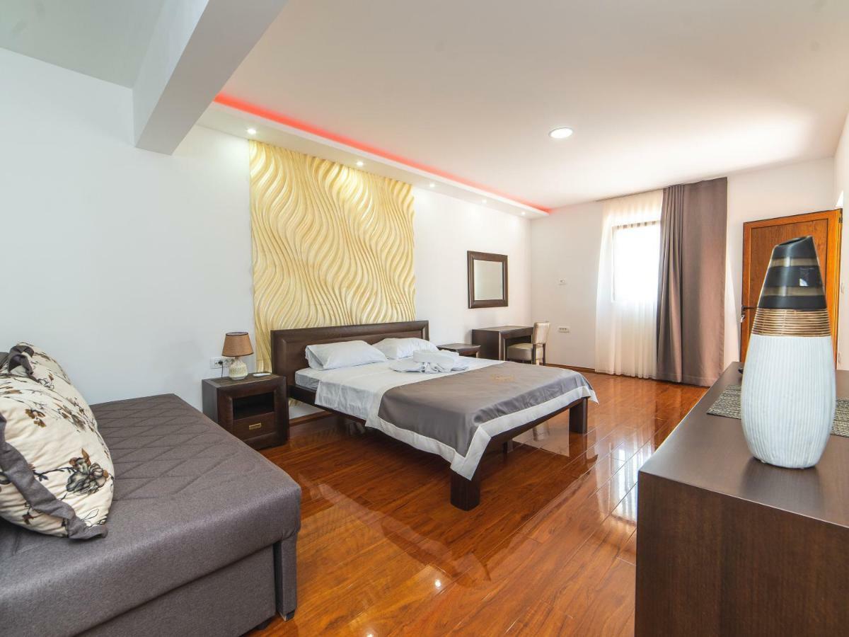 Hotel Royal Garden Nikšić Εξωτερικό φωτογραφία