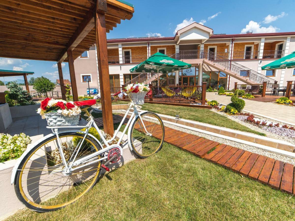Hotel Royal Garden Nikšić Εξωτερικό φωτογραφία