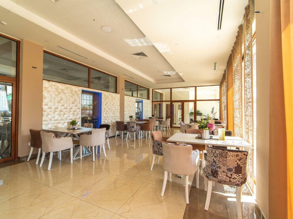 Hotel Royal Garden Nikšić Εξωτερικό φωτογραφία