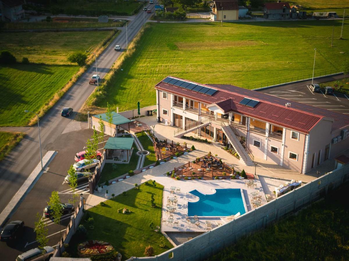 Hotel Royal Garden Nikšić Εξωτερικό φωτογραφία